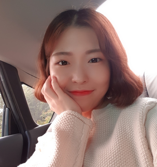 Yena Choi (최예나)